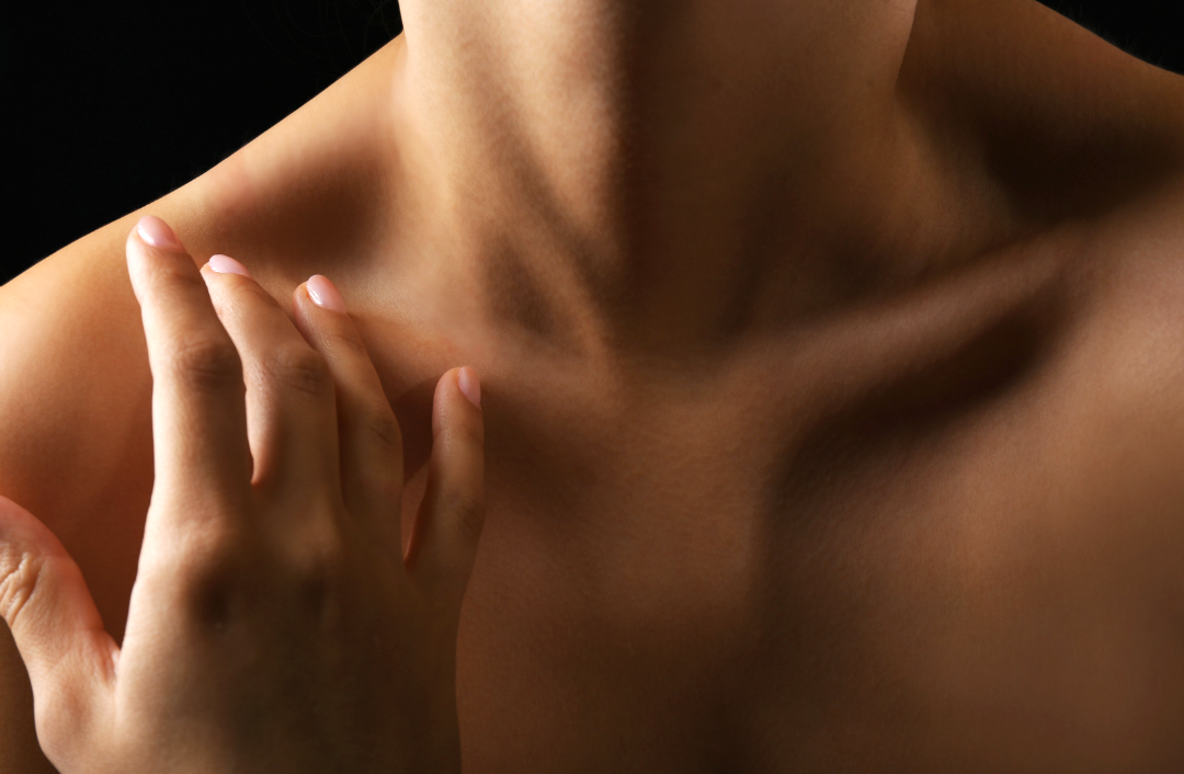 Décolleté Renewal Treatment (Add On)